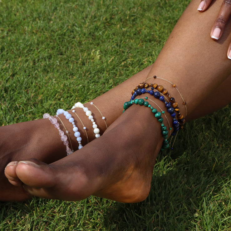 BOBA - 18ct gold, Tiger Eye bead and chain anklet