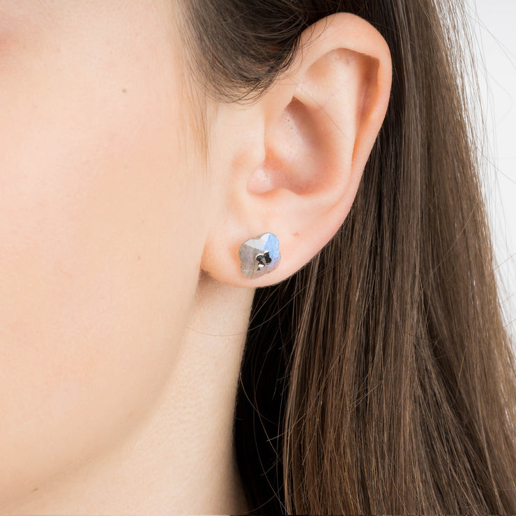 Morganne Bello 18ct white gold Victoria clover labradorite onyx studs (pair)