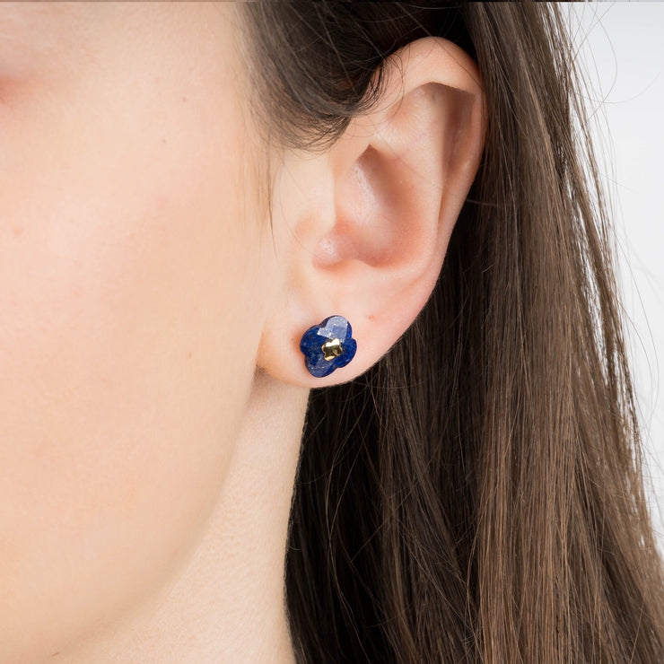 Morganne Bello 18ct yellow gold Victoria clover lapis lazuli studs (pair)