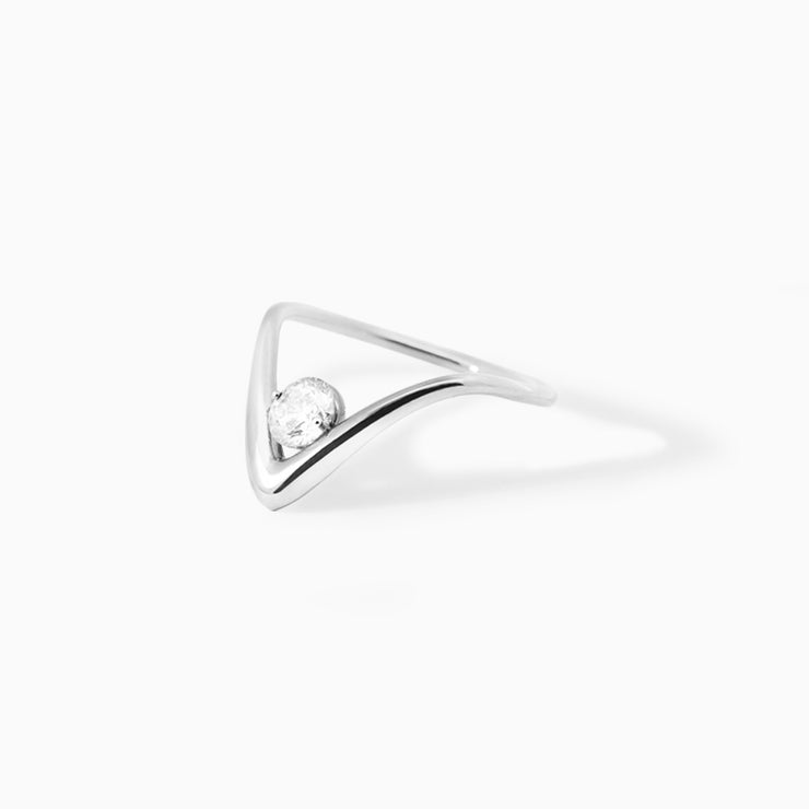 18CT GOLD DIAMOND WAVE RING