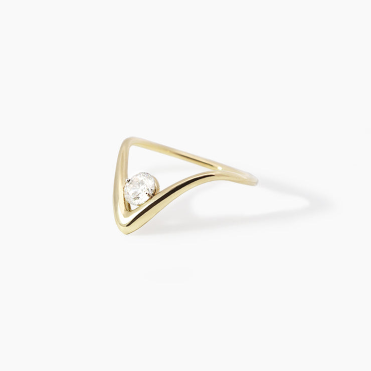 18ct gold diamond wave ring