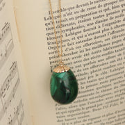 VINTAGE - 9ct gold, Malachite Egg Necklace