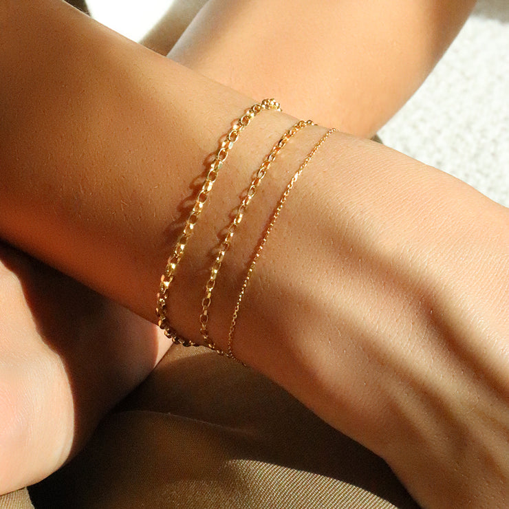18ct gold bracelet 
