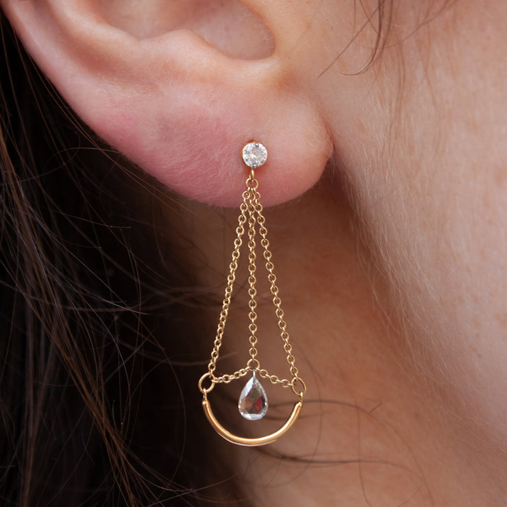 The Alkemistry 18ct yellow gold sunset pendulum diamond earring (single)