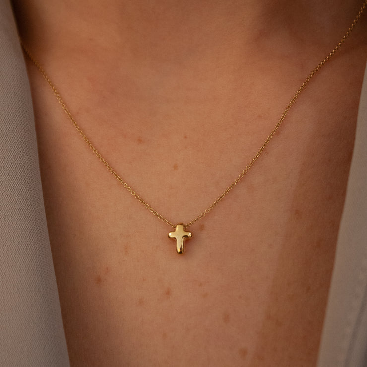 The Alkemistry 18ct yellow gold Chubby cross necklace