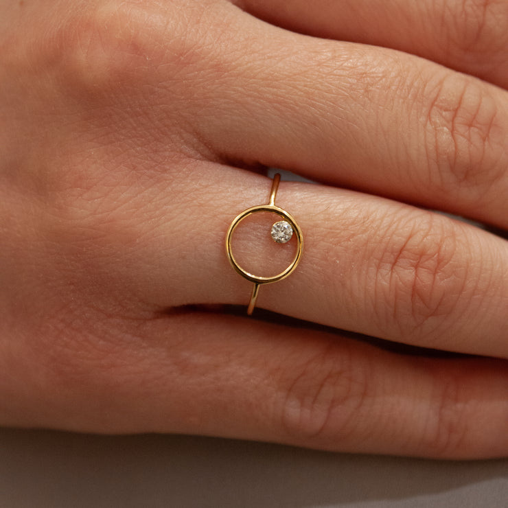 The Alkemistry 18ct yellow gold eclipse ring