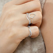 The Alkemistry 18ct white gold wave pinky ring